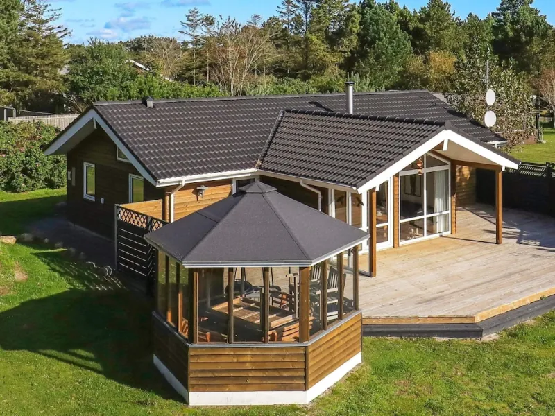 8 Person Holiday Home in Saeby-by Traum