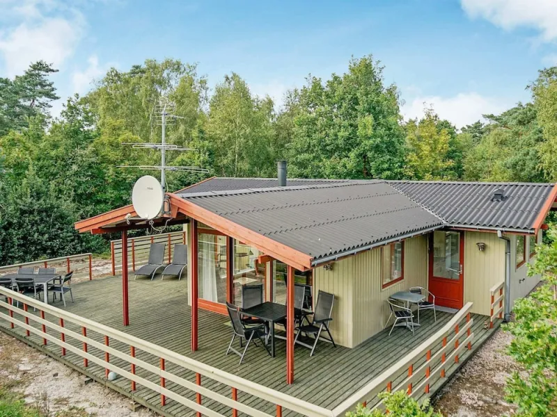 Billede 4 af 6 Person Holiday Home in Aakirkeby
