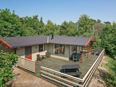 Billede 18 af 6 Person Holiday Home in Aakirkeby