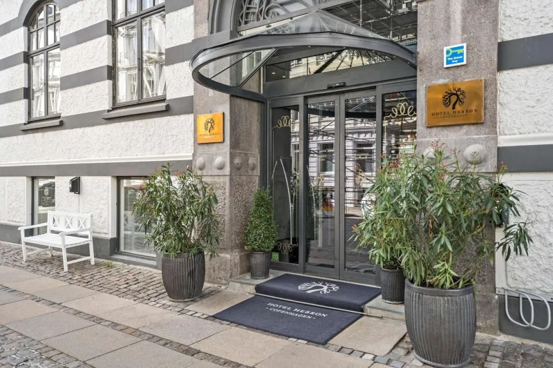 Best Western Plus Hotel Hebron