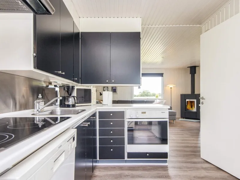 Billede 17 af 6 Person Holiday Home in Kolind-by Traum