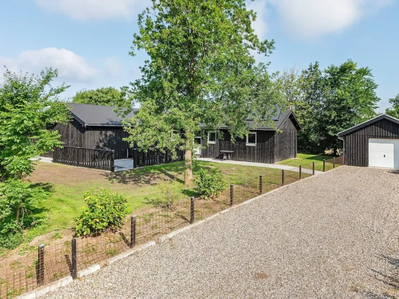 6 Person Holiday Home in Logstor