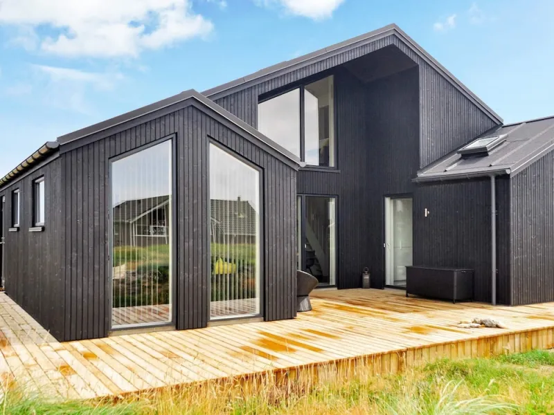10 Person Holiday Home in Harboore-by Traum