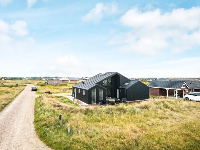 Billede 5 af 10 Person Holiday Home in Harboore-by Traum
