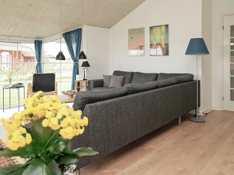 Billede 9 af Picturesque Holiday Home in Løkken near Sea