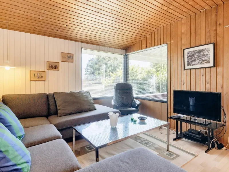 Billede 8 af 6 Person Holiday Home in Vaeggerlose