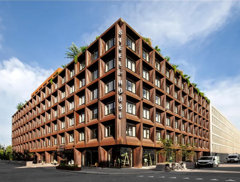 Billede 2 af Steel House Copenhagen
