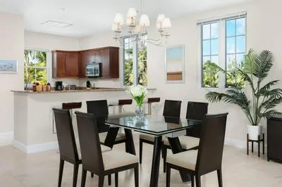 Billede 2 af One Grace Bay Townhomes Unit 205