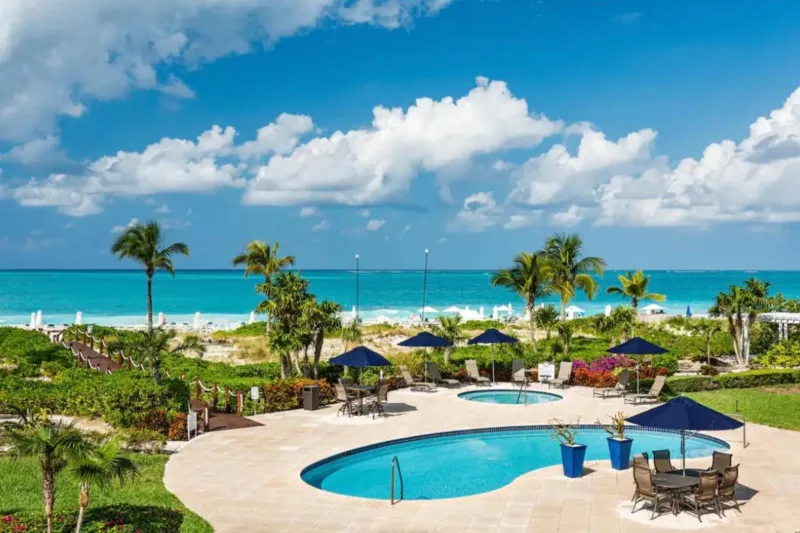 Great two-bedroom apartment in Grace Bay Beach