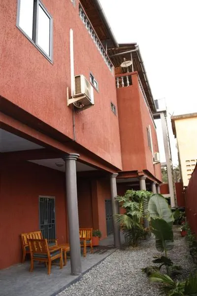 Les perles du bonheur Nyékonakpoé billede 2