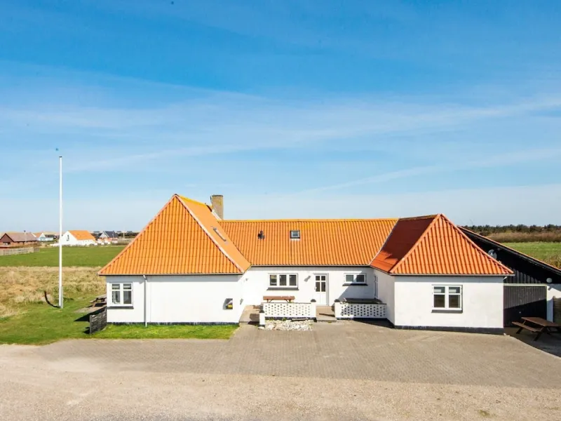 17 Person Holiday Home in Harboore-by Traum