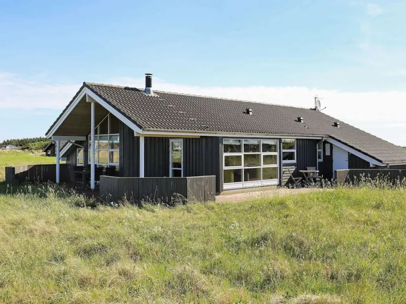 9 Person Holiday Home in Hirtshals-by Traum