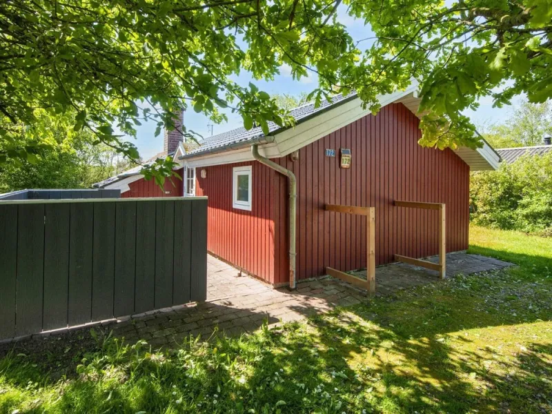 Billede 2 af Pretty Cottage in Hemmet near Sea