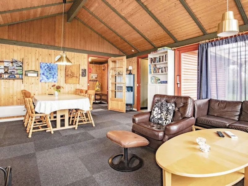 Billede 2 af Fabulous Holiday Home in Vinderup near Sea