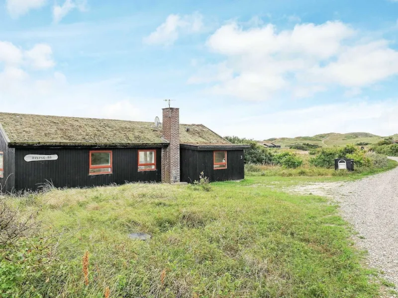 Billede 2 af Simplistic Holiday Home in Oksbøl near Sea