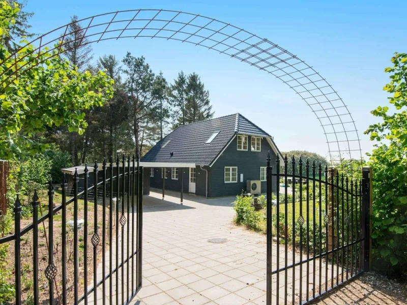 Billede 21 af 10 Person Holiday Home in Glesborg