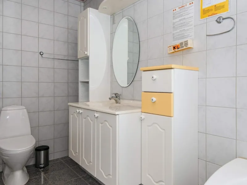 Billede 8 af Vintage Holiday Home in Harboøre with Hot Tub
