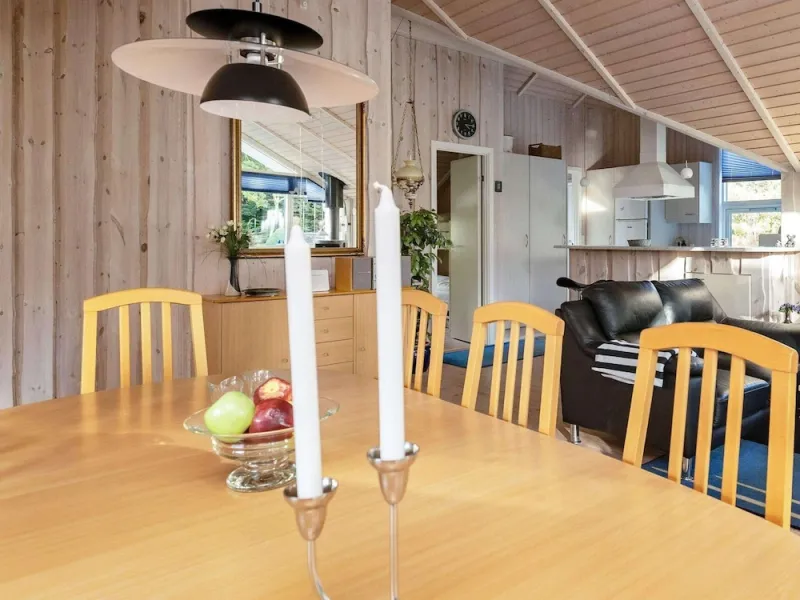 Billede 6 af 7 Person Holiday Home in Logstor-by Traum