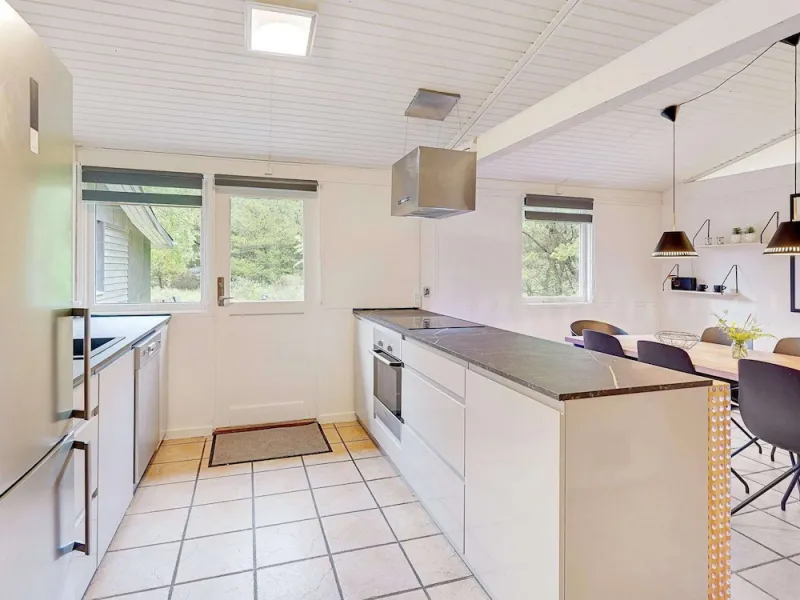 Billede 2 af 8 Person Holiday Home in Romo