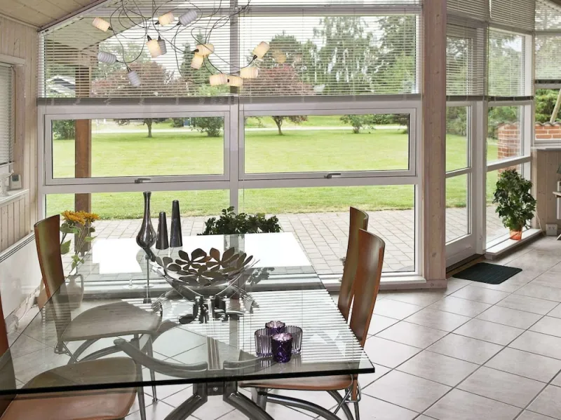 Billede 2 af 6 Person Holiday Home in Storvorde-by Traum
