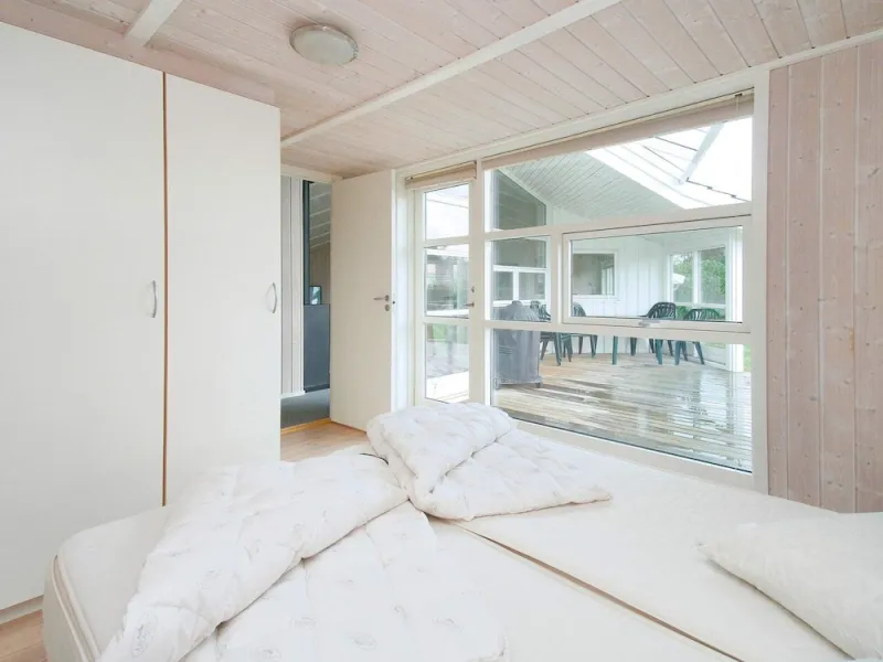 Billede 8 af 8 Person Holiday Home in Gilleleje