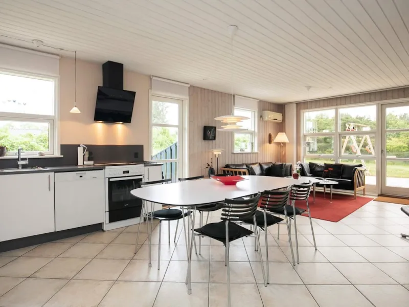 Billede 12 af 8 Person Holiday Home in Hjorring