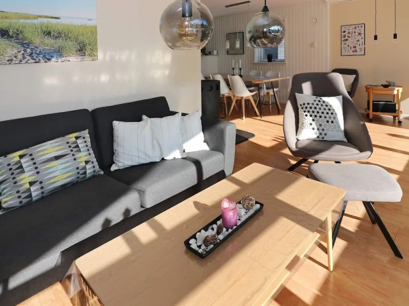 Billede 3 af 6 Person Holiday Home in Hadsund-by Traum
