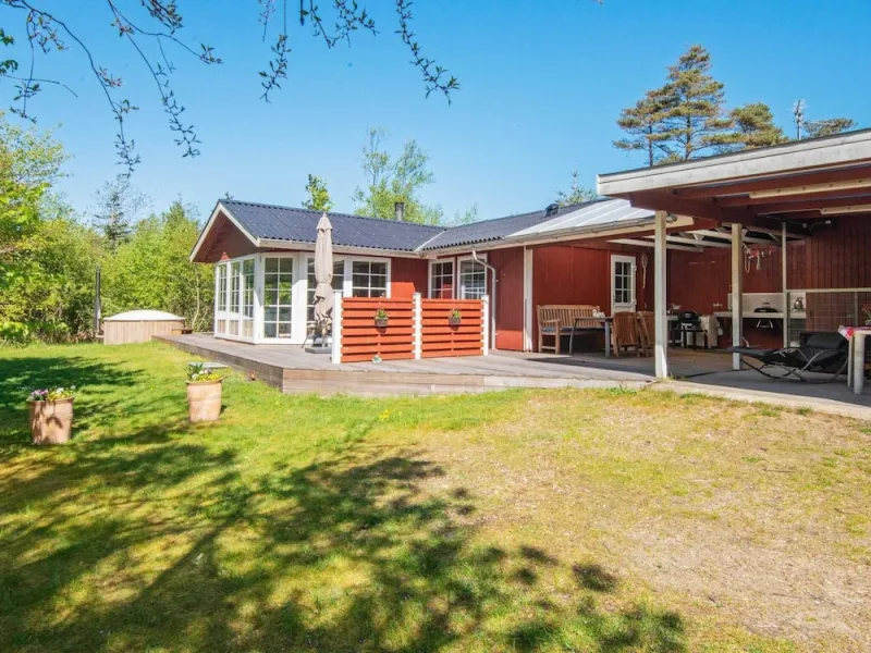 Billede 18 af Vibrant Holiday Home in Tarm near Sea