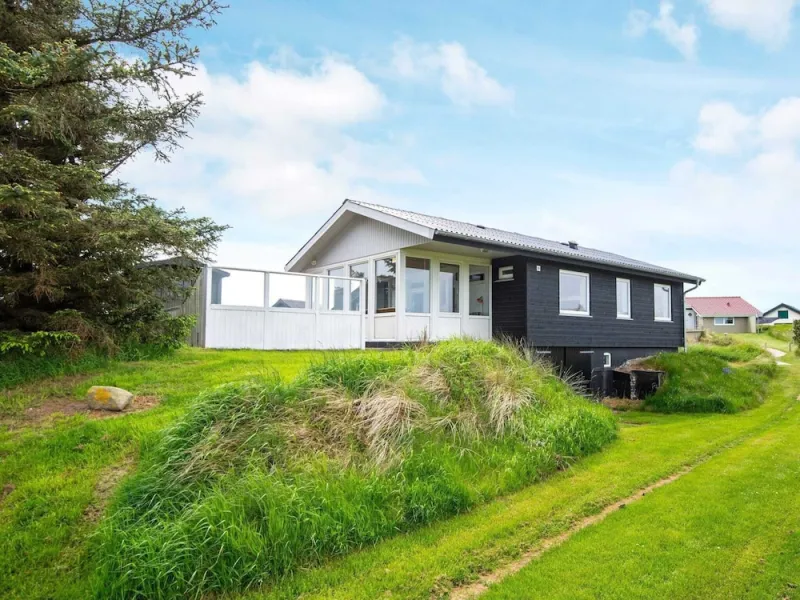 Cozy Holiday Home in Rømø near Beach