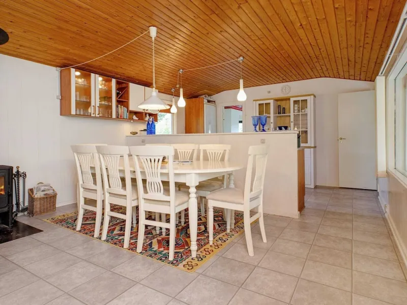 Billede 8 af 6 Person Holiday Home in Dannemare