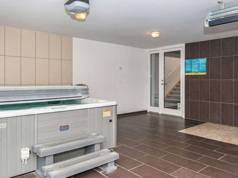 Billede 8 af Gorgeous Holiday Home in Ebeltoft with Hot Tub