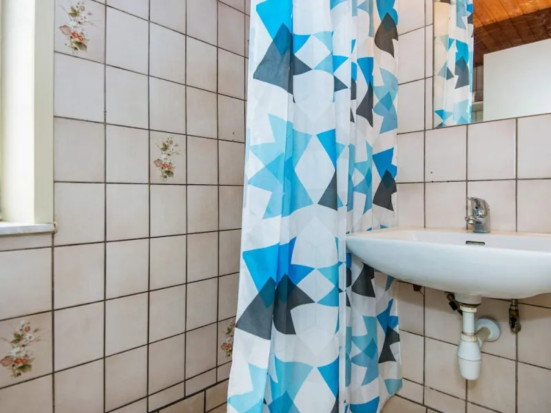 Billede 2 af 6 Person Holiday Home in Bredebro