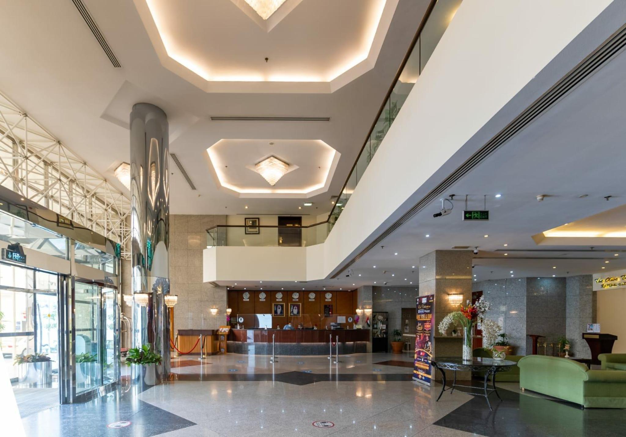 Aravi Hotel
