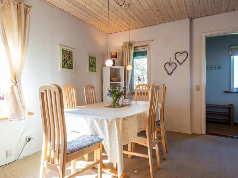 Billede 12 af 5 Person Holiday Home in Norre Nebel