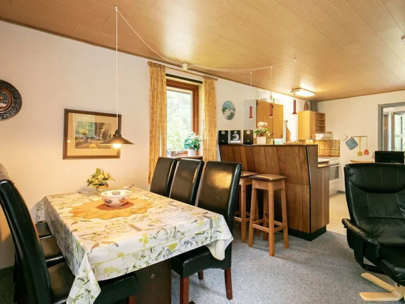 Billede 4 af 4 Person Holiday Home in Laeso
