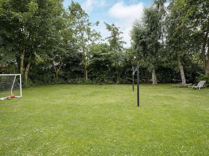 Billede 23 af 12 Person Holiday Home in Vaeggerlose