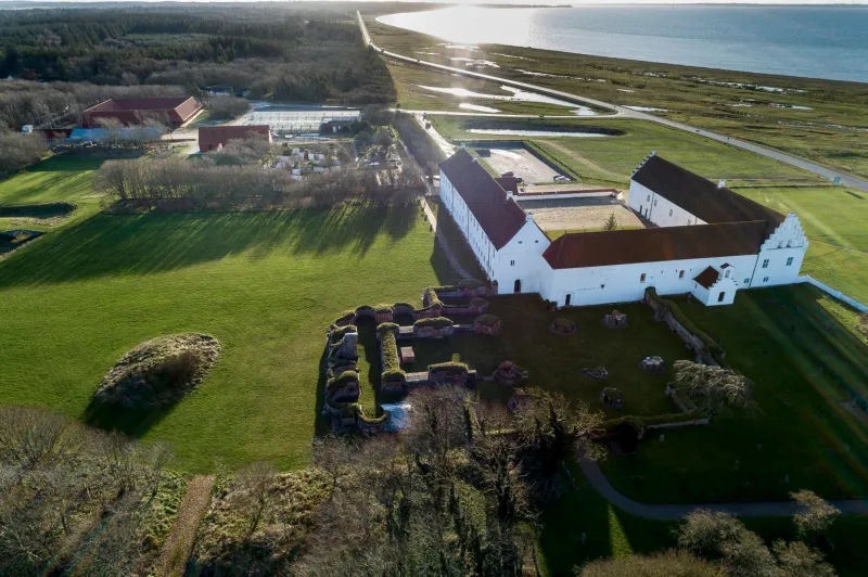 Vitskøl Kloster photo 40