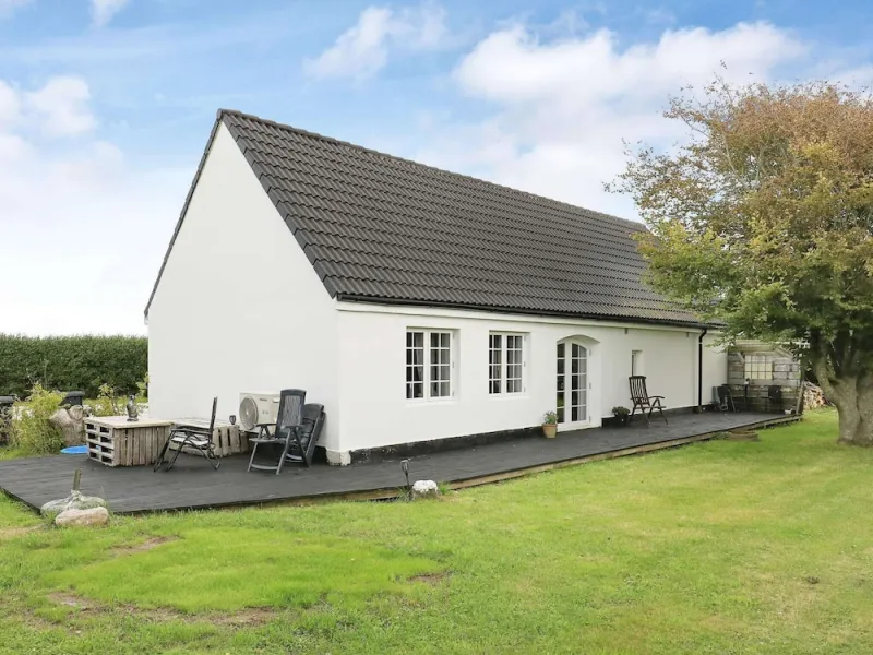 Billede 4 af 6 Person Holiday Home in Lokken