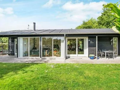 Billede 24 af 8 Person Holiday Home in Glesborg