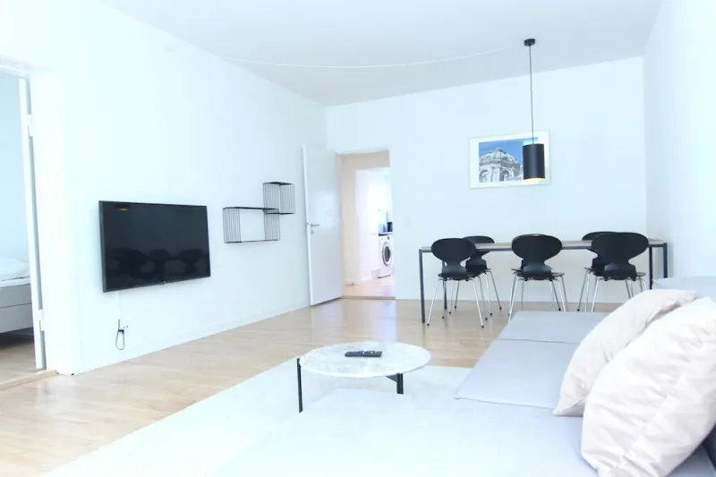 Billede 3 af Great 2-bed w Balcony