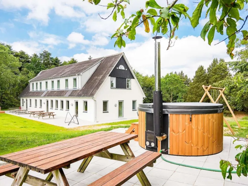 Billede 2 af 21 Person Holiday Home in Hurup Thy