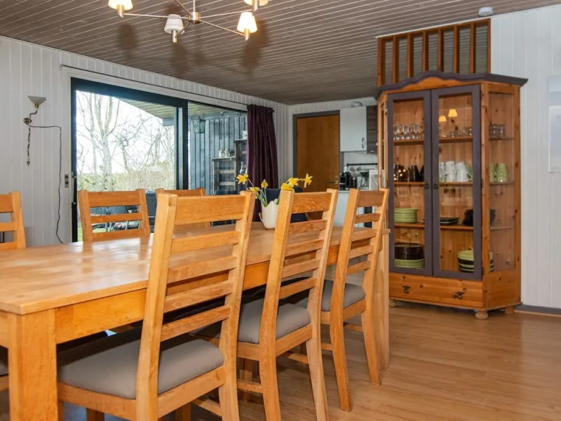 Billede 6 af 10 Person Holiday Home in Ronde