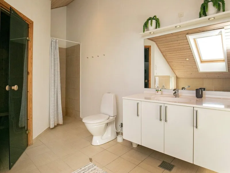 Billede 17 af 12 Person Holiday Home in Lokken