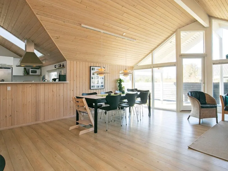 Billede 28 af 12 Person Holiday Home in Lokken
