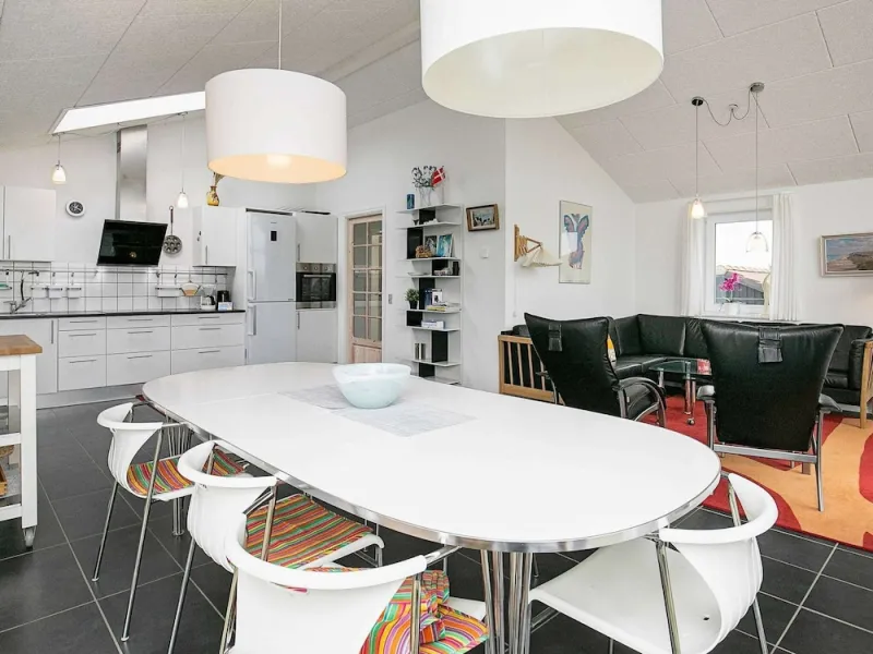 Billede 9 af 10 Person Holiday Home in Lokken
