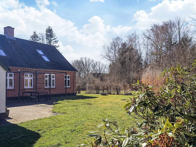 Billede 2 af 4 Star Holiday Home in Laeso