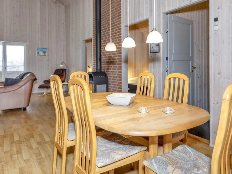 Billede 8 af 4 Star Holiday Home in Farso