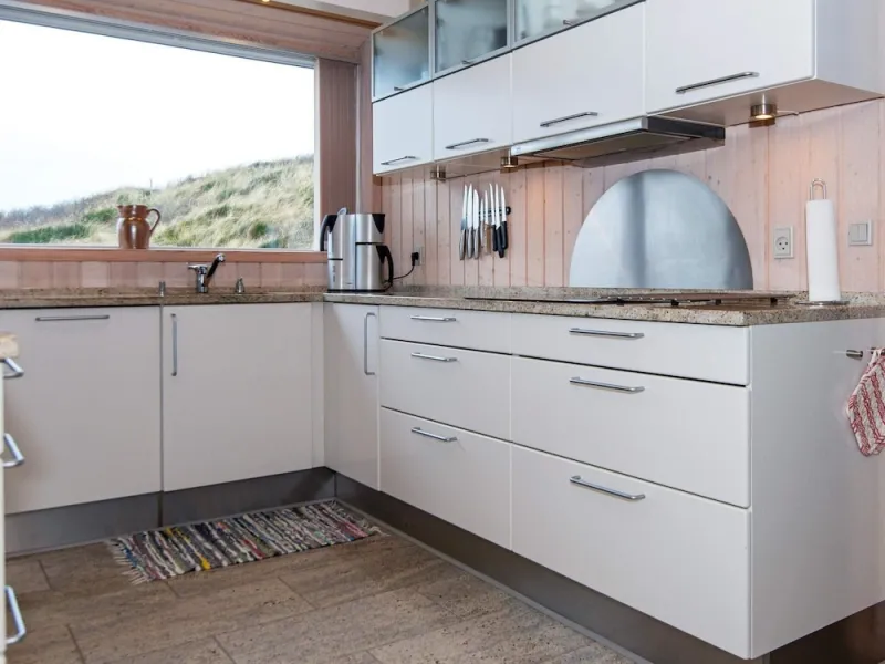 Billede 5 af 5 Star Holiday Home in Henne