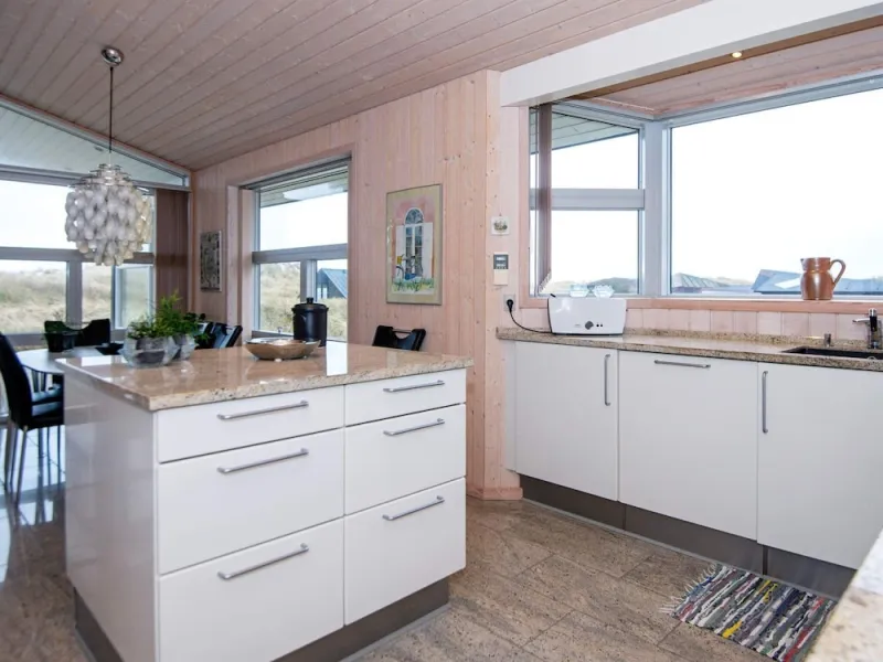 Billede 8 af 5 Star Holiday Home in Henne