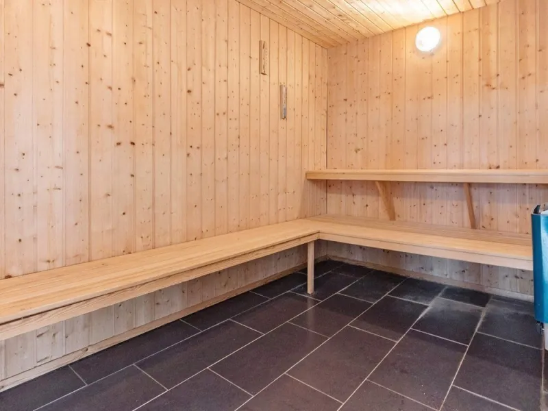 Billede 9 af 22 Person Holiday Home in Blavand